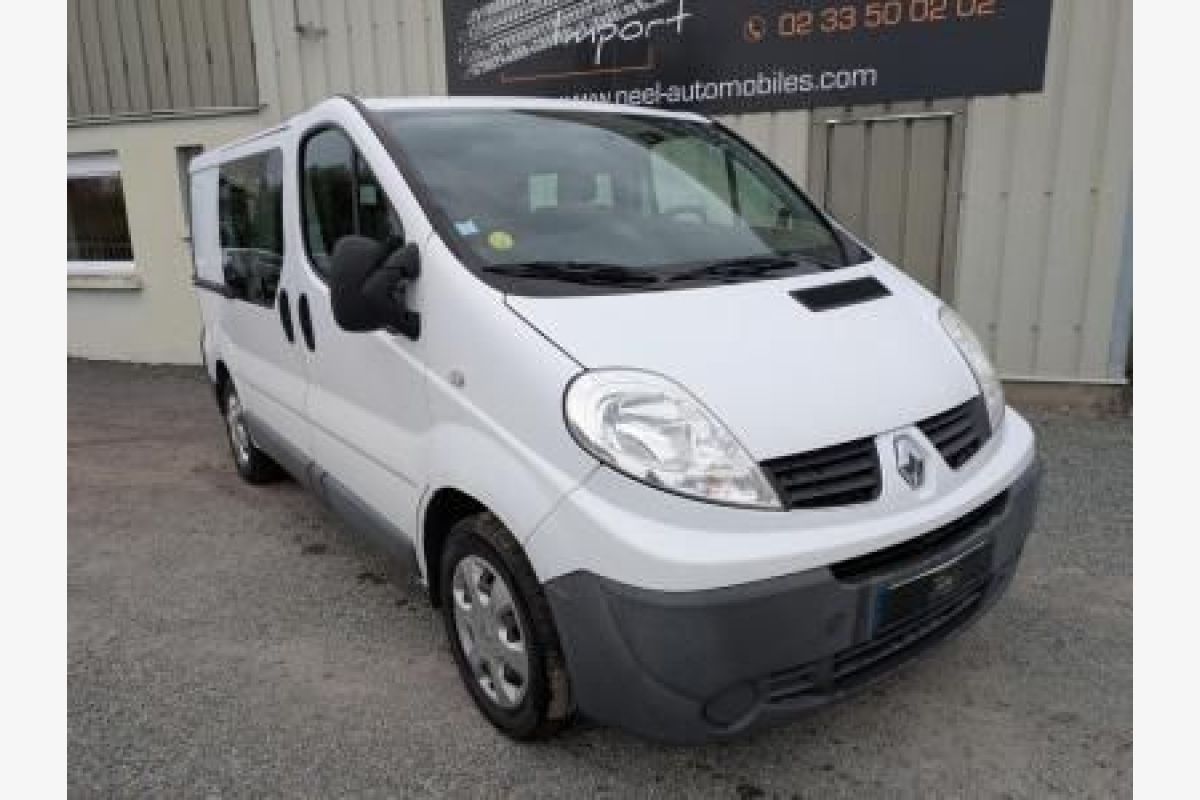 Photo 1 Renault Trafic II 2.0 dCi