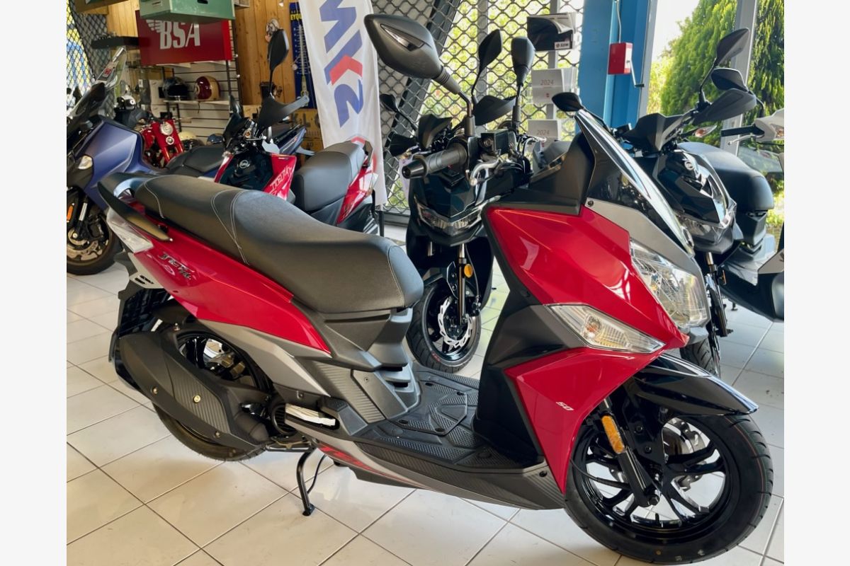 Photo 1 À vendre scooter jet sym 14 50 cc