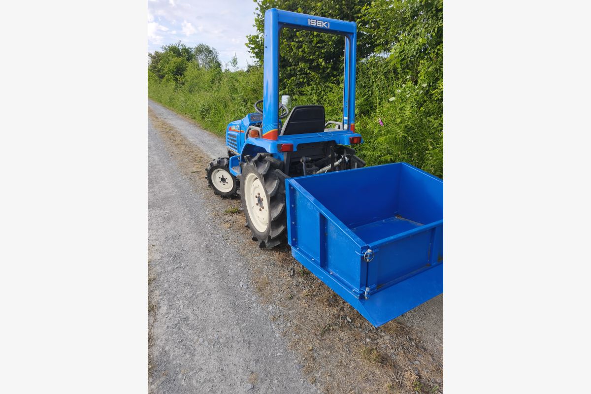 Micro tracteur Iseki 17cv 4x4 - 30250403_3bc7a0d77409d43aa5f4c1a48e2846f5.jpg