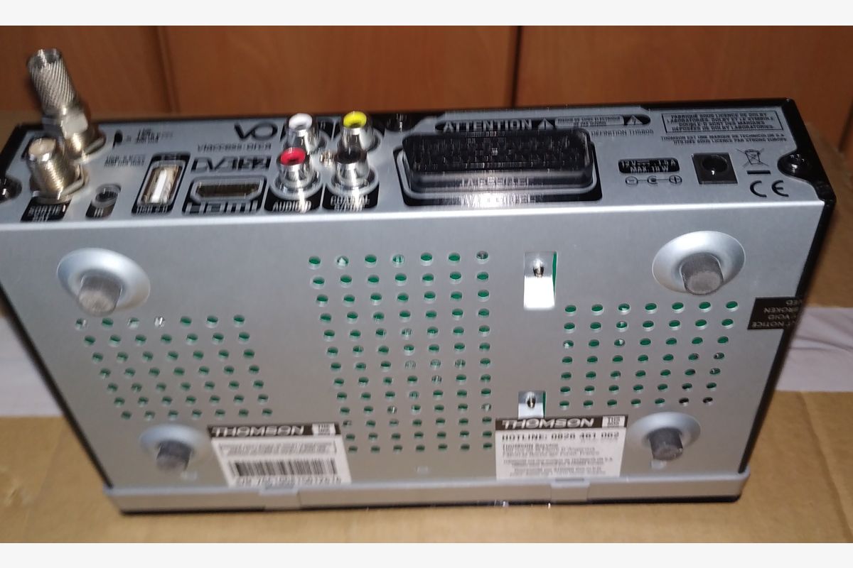 Box Fransat - 30250665_9b759bbe4e11faa7f829486e6c3c2e09.jpg