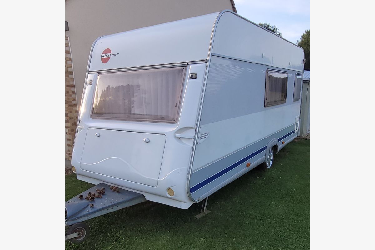 Photo 1 Caravane Bürstner 400ts 