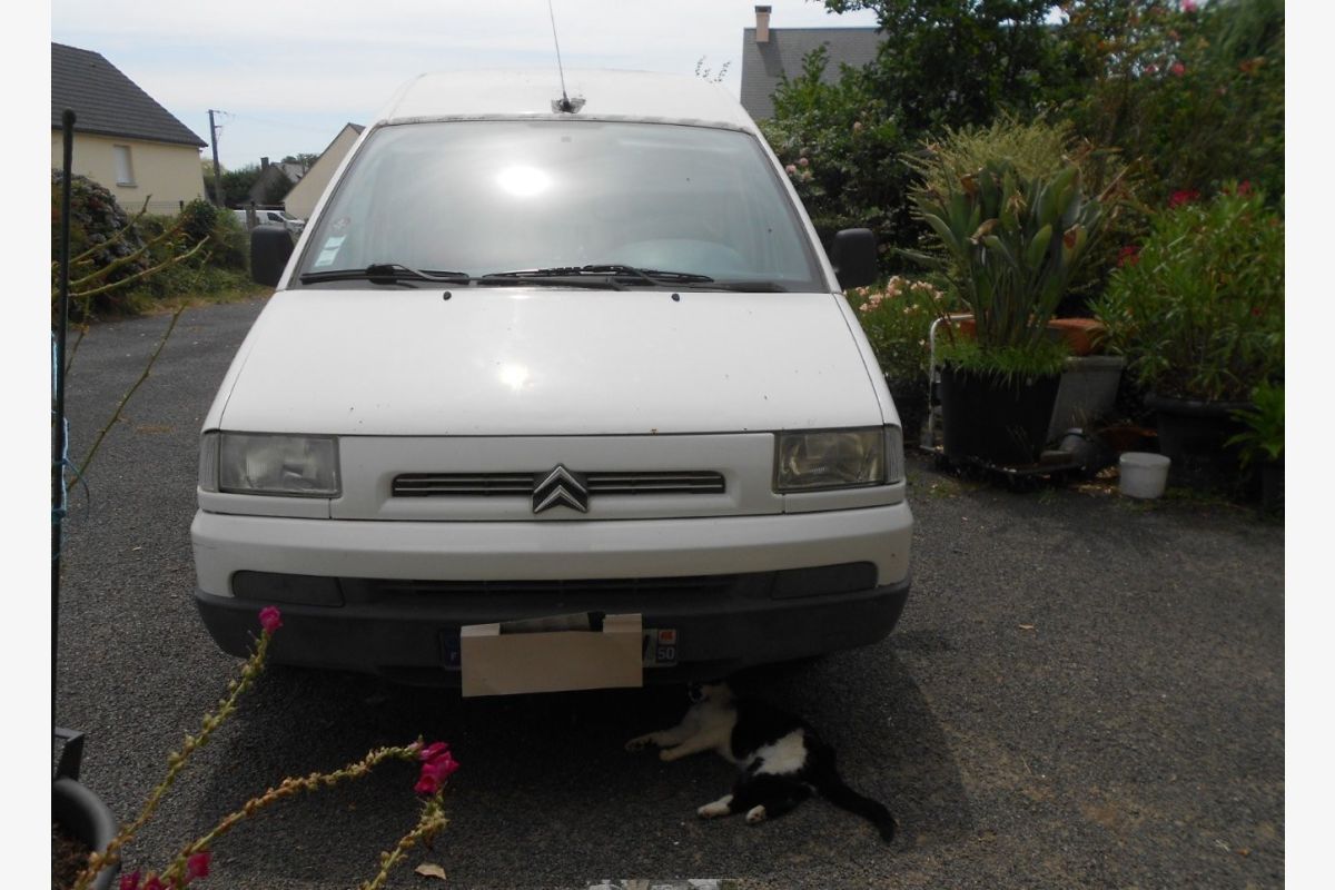 Citroën Jumpy entier pour pièces - 30250882_f2b49713406811b7f1f40c15602e2dab.jpg