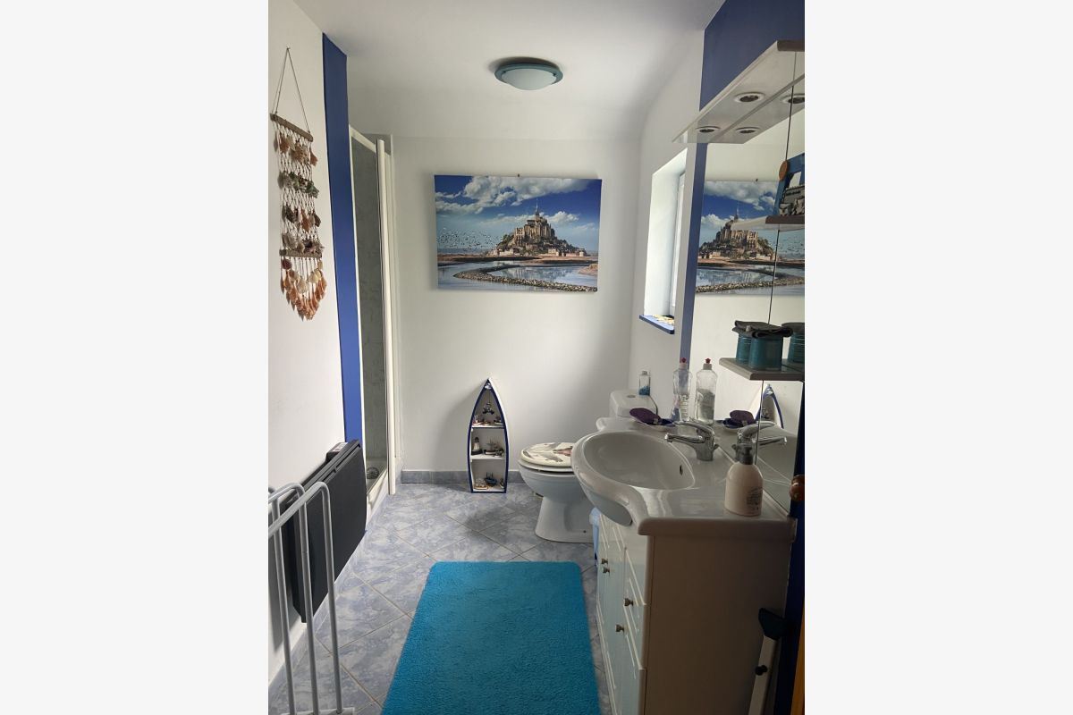à 4 km de Coutances, pour une personne loue gîte de 65 m2... - 30251179_837781a5c56ba371bca2024d97493882.jpg
