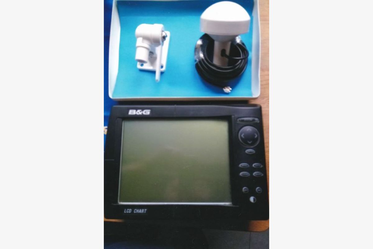 Photo 1 Table traçante et antenne neuve 