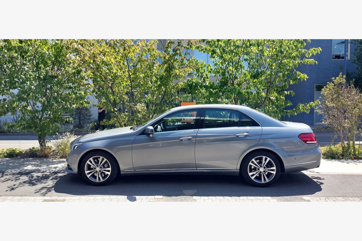 Superbe Mercedes classe E 400 Exécutive 3.0 l V6 bi-turbo 333 cv, carnet Mercedes Complet / un seul propriétaire de 2014 à Juin 2026 - 30251376_ff857db0ee27ff0dafec7b175f2c87e9.jpg