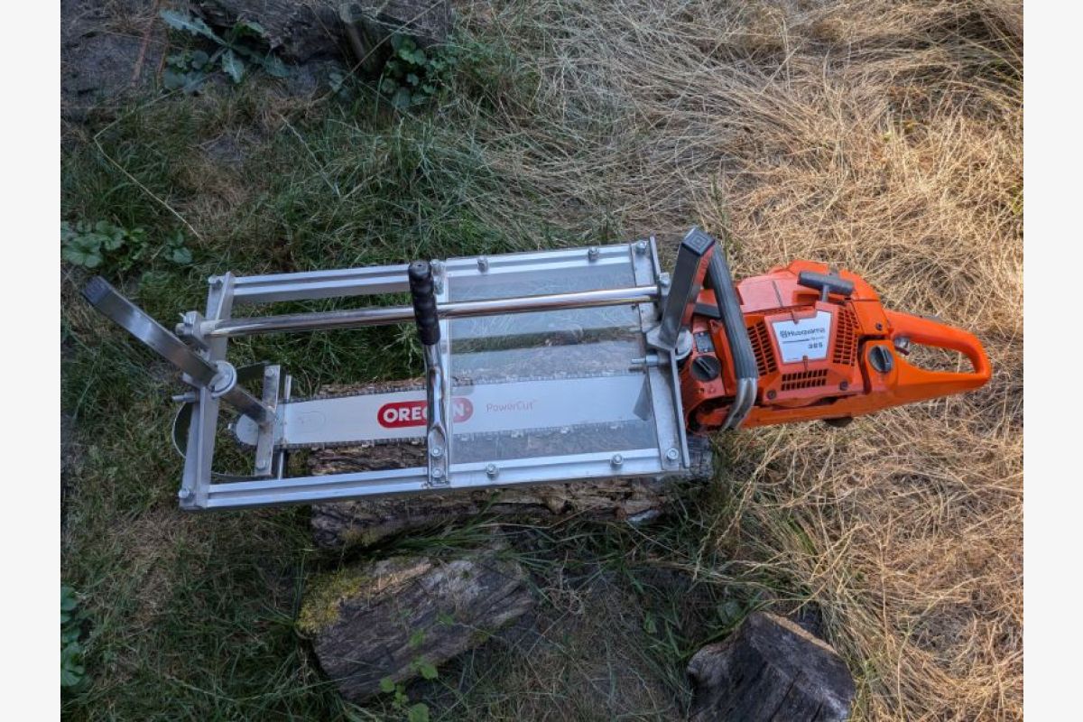 Tronçonneuse Husqvarna - 30251379_a741fa408d652be1a5e602b991d937a2.jpg