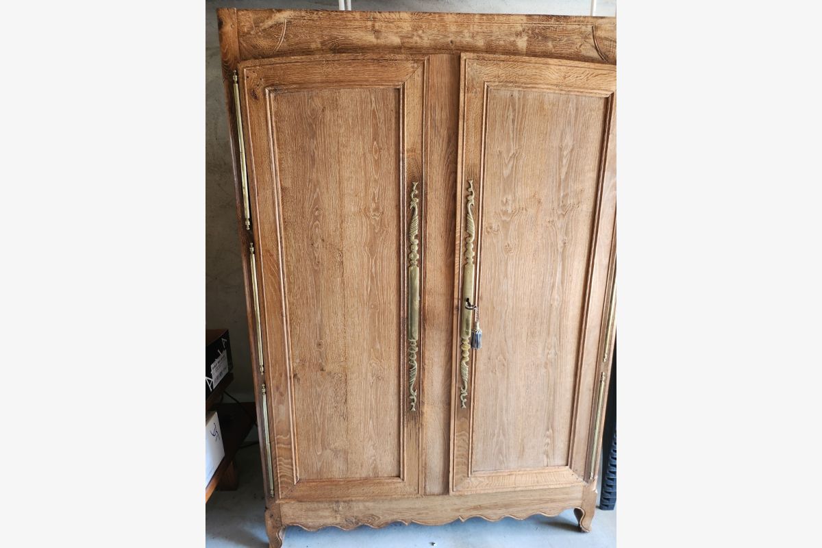 Photo 1 Armoire normande