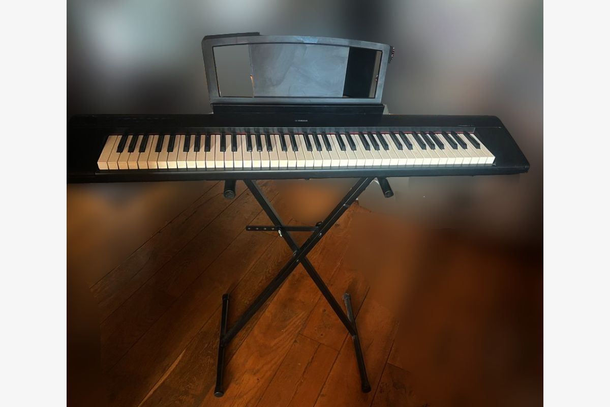Photo 1 CLAVIER YAMAHA