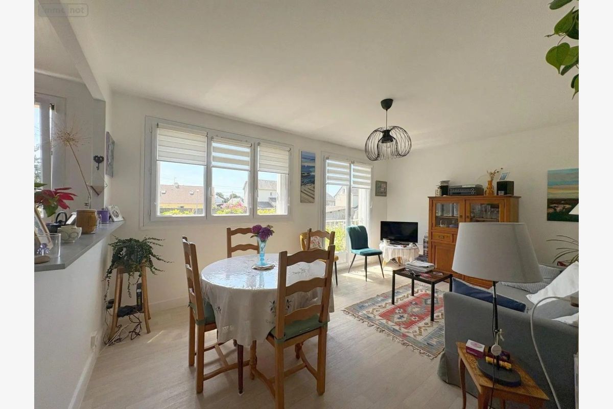 Photo 1 à vendre agréable appartement situé au sein d'une résidence