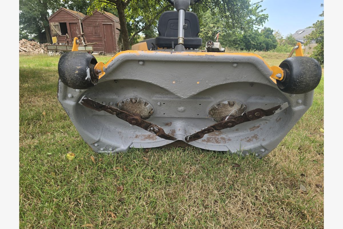Tracteur tondeuse Spiga Park 220 - 30252335_a45ea38f7f9edf2f486cdcf55259187b.jpg
