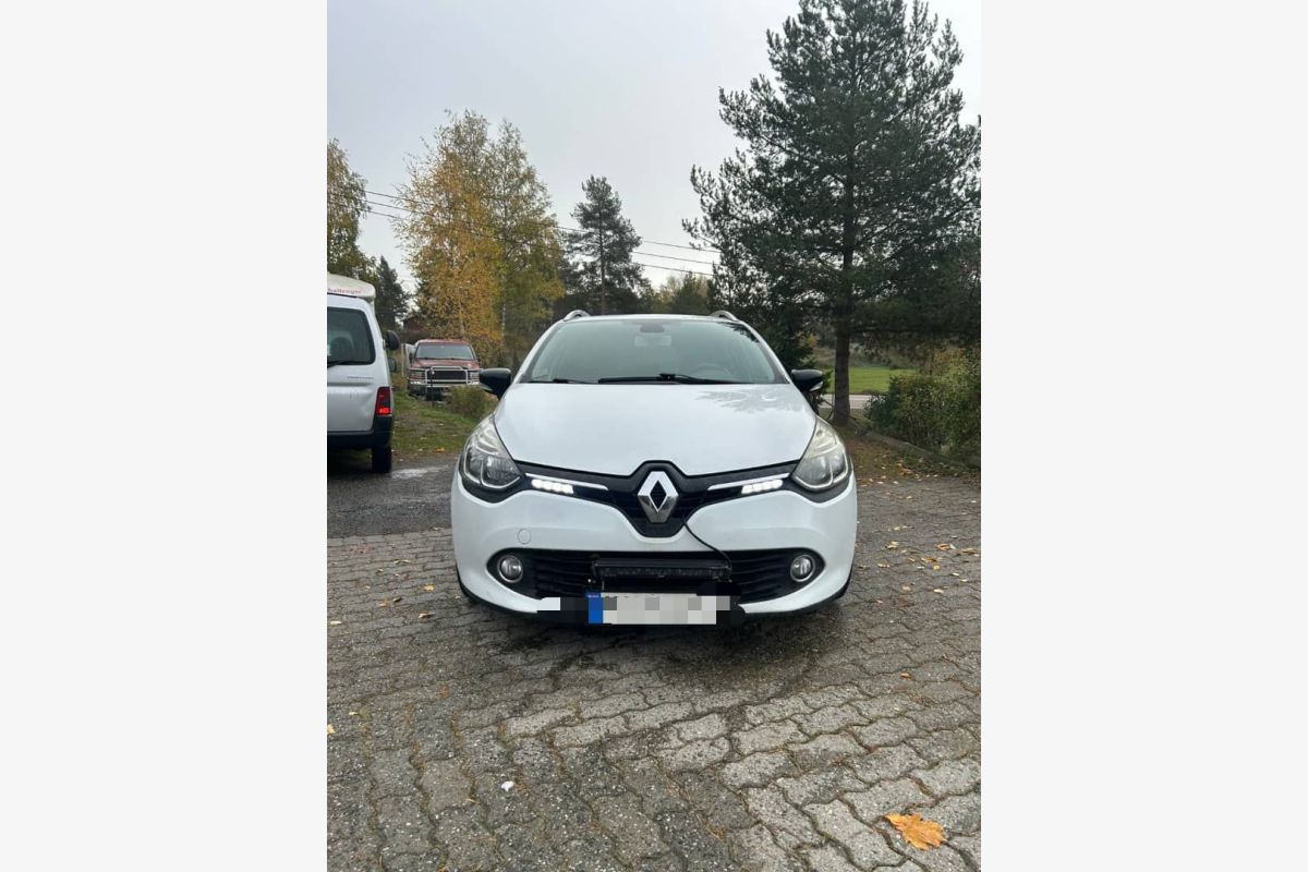 Photo 1 Renault Clio Sport Tourer dCi 90 Dynamique