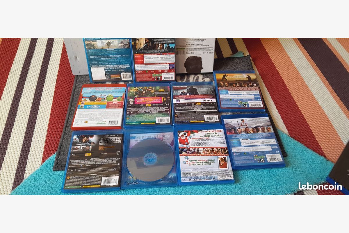 Lot 11 DVD Blu-ray / état neuf - 30252478_be8c7215e08272ba53bff0fdd32b2296.jpg