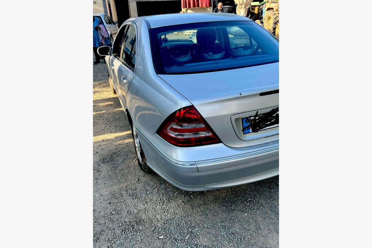 Mercedes Classe C200 - 30252951_d06e093e7b722238d86bb5c76cb96a18.jpg