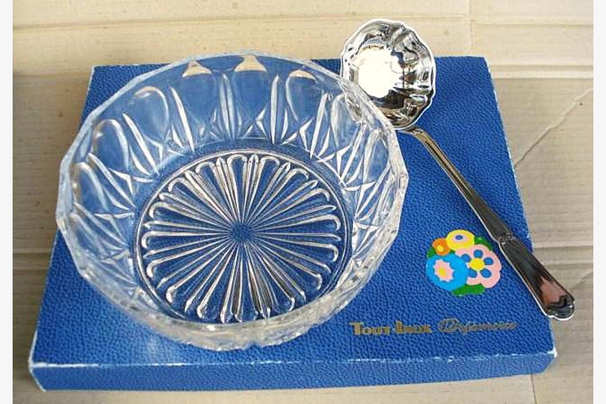 Joli ensemble pour salade de fruit - 30253246_24f5682e6c4a5aab127d2faf10fa33ed.jpg