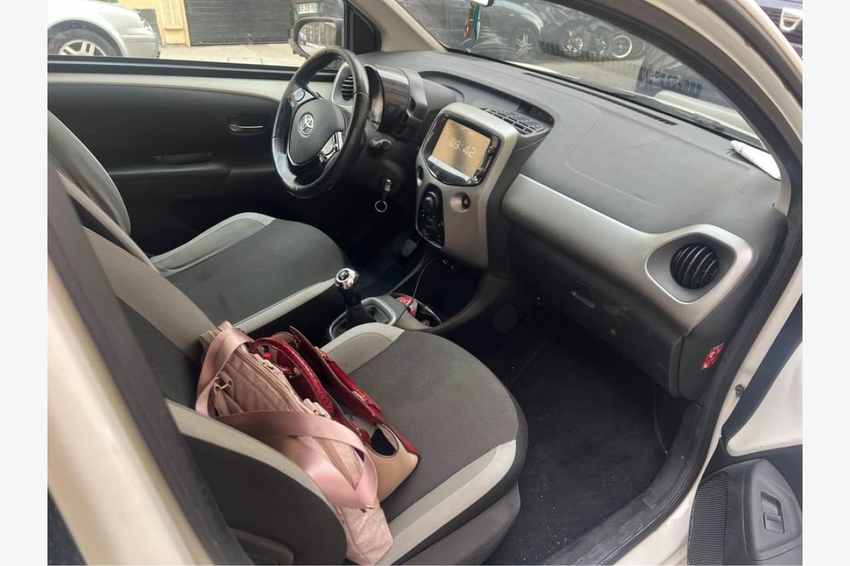 Photo 1 Toyota Aygo