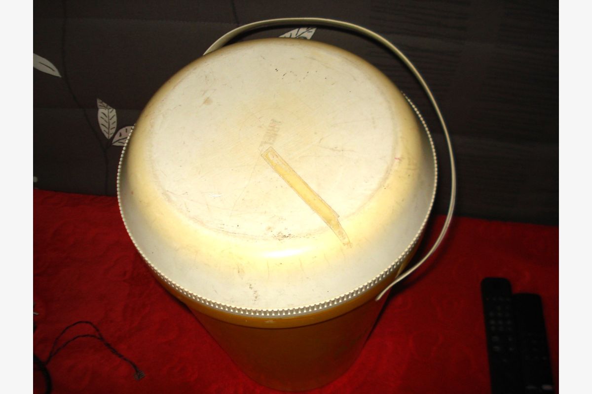 Baril de lessive Ariel vintage 1970 - 30253626_e12c7857b3328529f2a58322d535e274.jpg