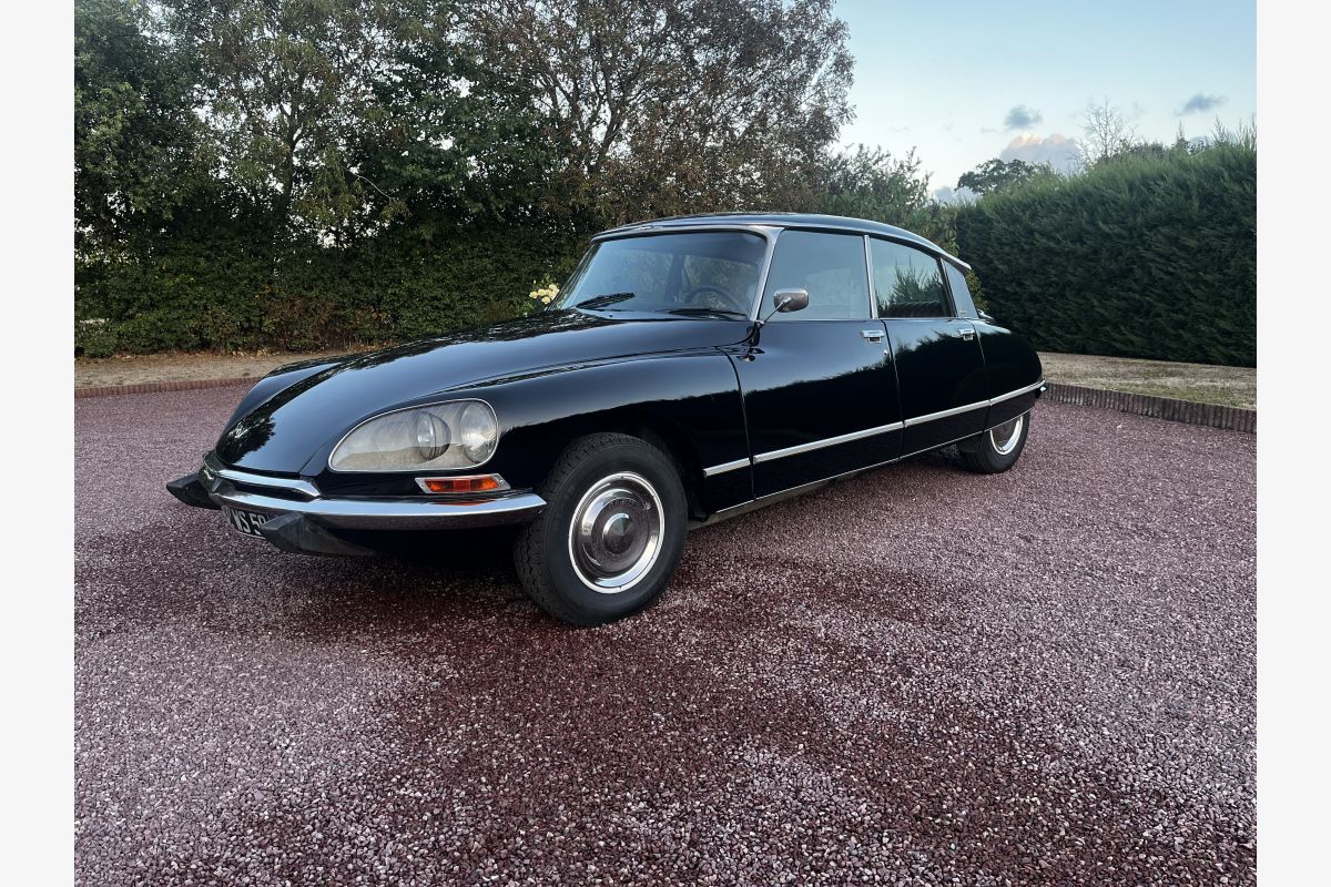 Photo 1 Citroën DS 20 Pallas