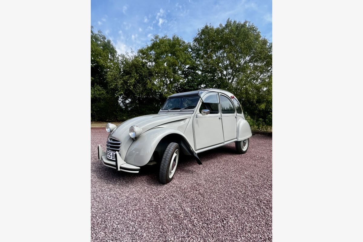 Photo 1 Citroën 2 CV ENAC