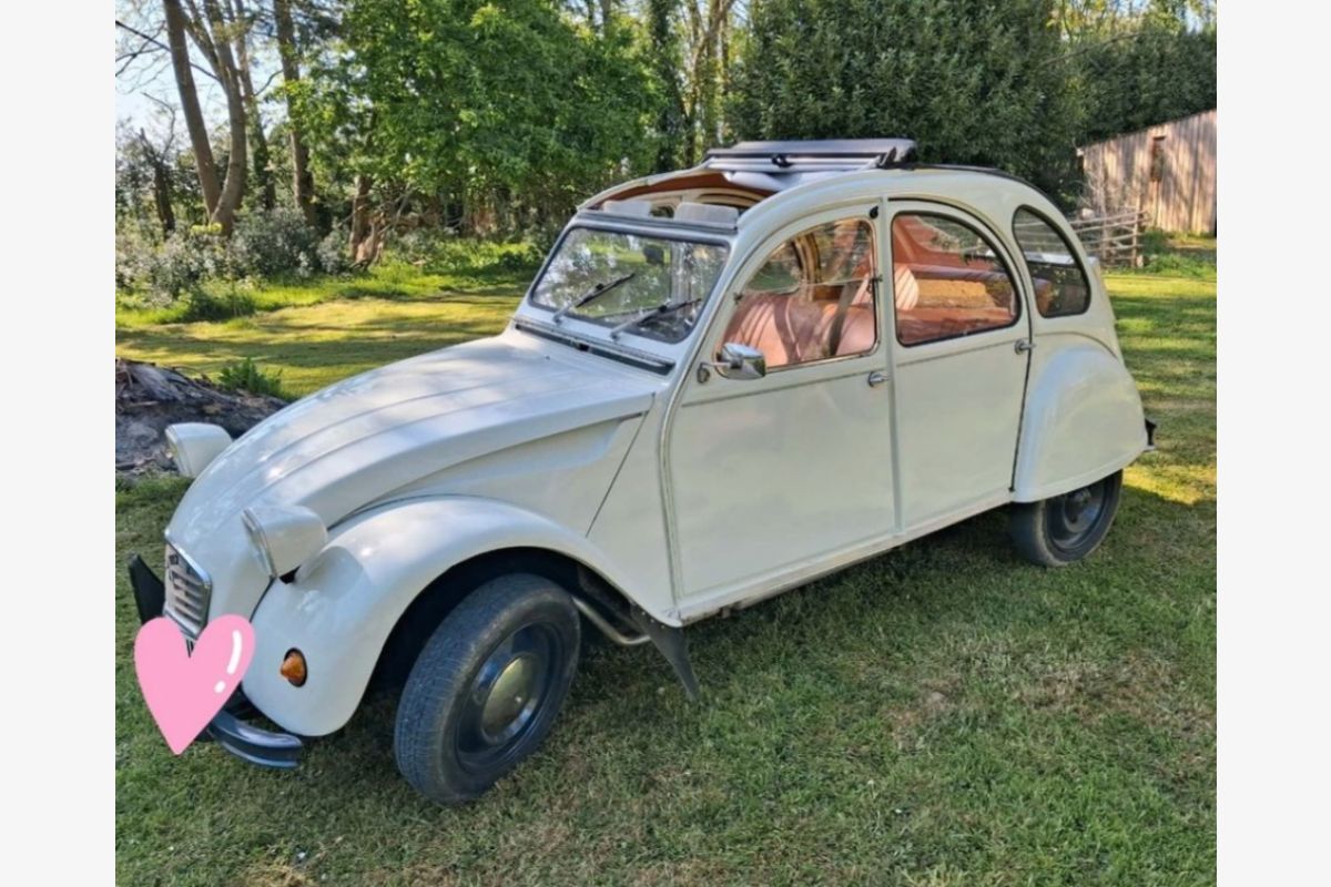 2 CV - 30253959_abca24334131964af832c264b2d89a47.jpg