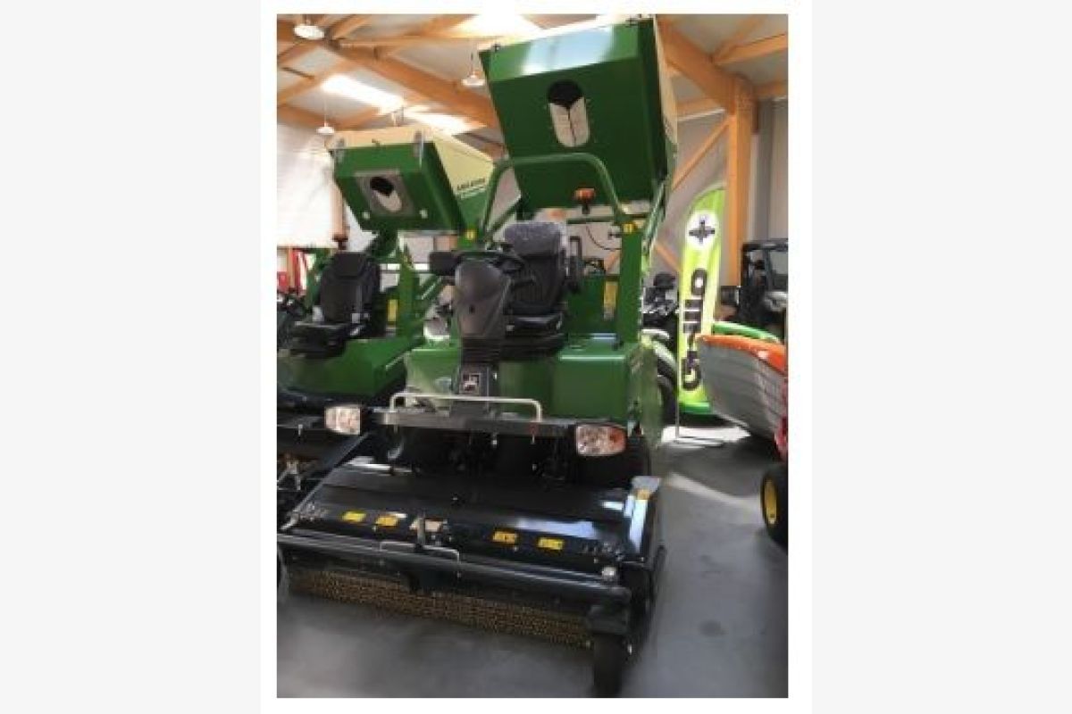 Photo 1 Tondeuse autoportée Amazone Profihopper 1500 4WDi