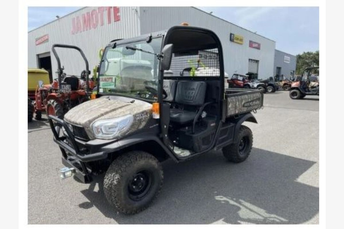 Photo 1 Kubota RTVX 1110 Camo