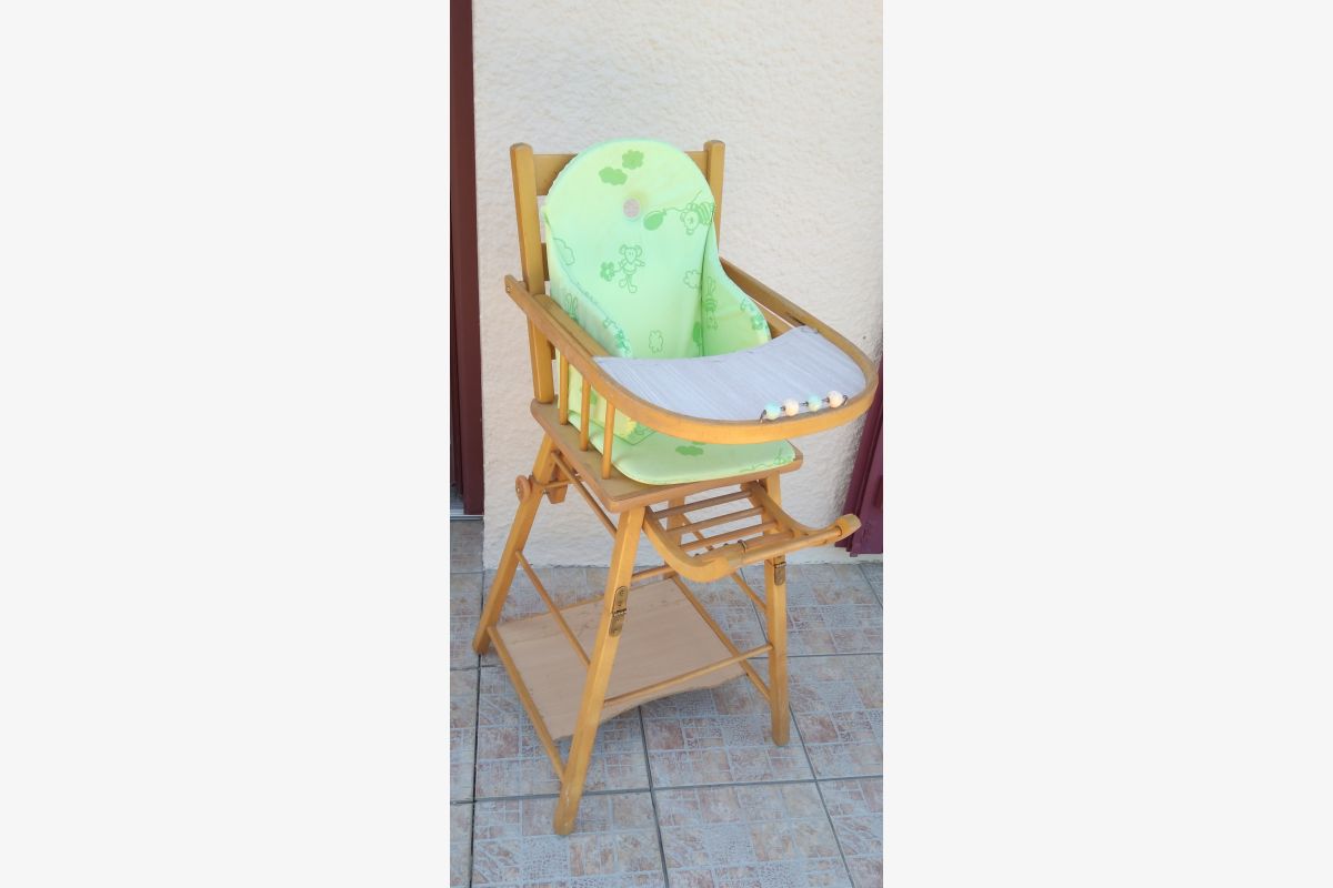 Photo 1 Chaise haute lit pliant