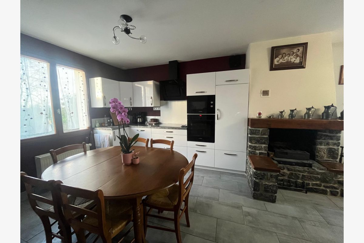 Maison à vendre - 30254527_a28350dfe39850b4d620c49cdd21072a.jpg