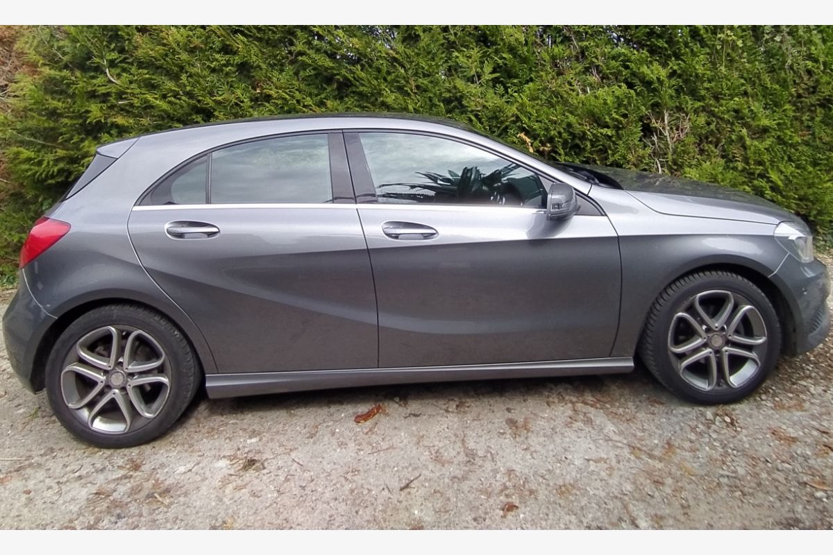Photo 1 Mercedes