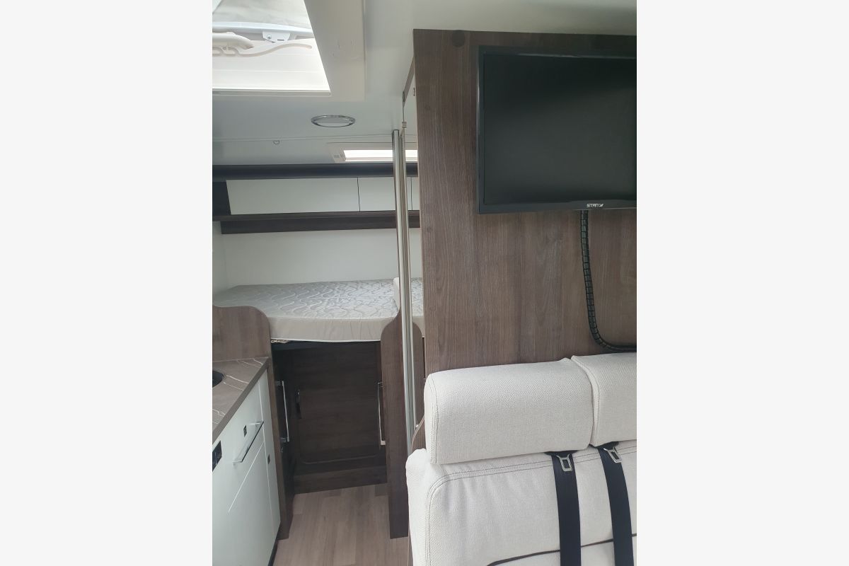 Camping-car Benimar YRTEO / Y 840 - 30254638_107bdf1d7e5e03b328eadd6dc2232554.jpg