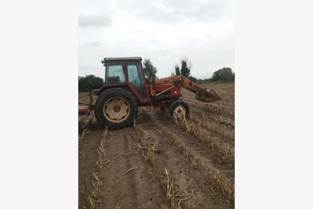 Photo 1 Tracteur