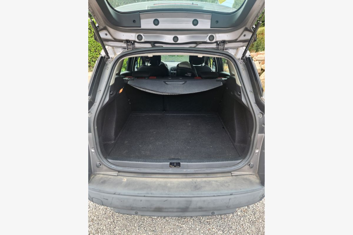 Clio IV Estate, diesel - 30255035_80d7528fdc9cf3600692d236167a6a99.jpg