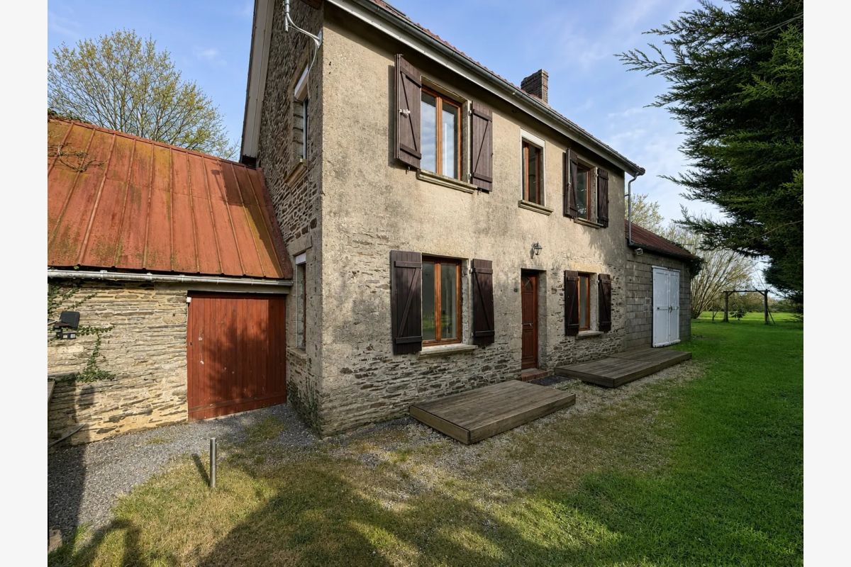 Photo 1 Saint-Germain-d'Elle, 119.000 €