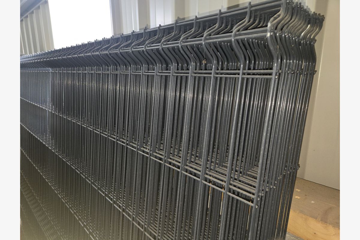 Photo 1 Grilles neuve