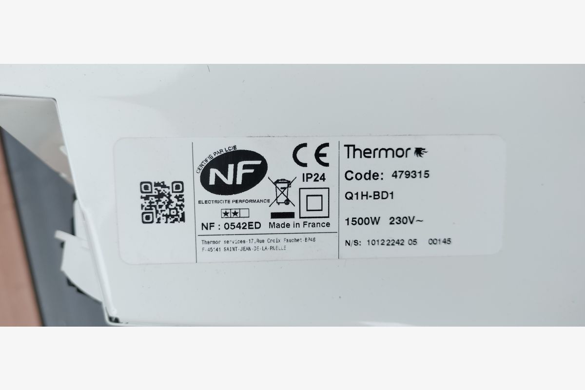 Radiateur électrique  - 30256284_d884b5cd246529490e533f191ce483bc.jpg