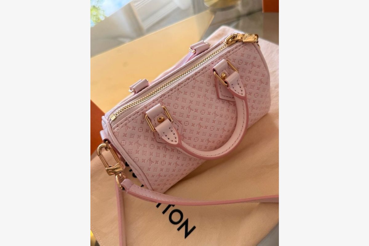Photo 1 Sac Louis Vuitton Nano Speedy en toile Monogram 