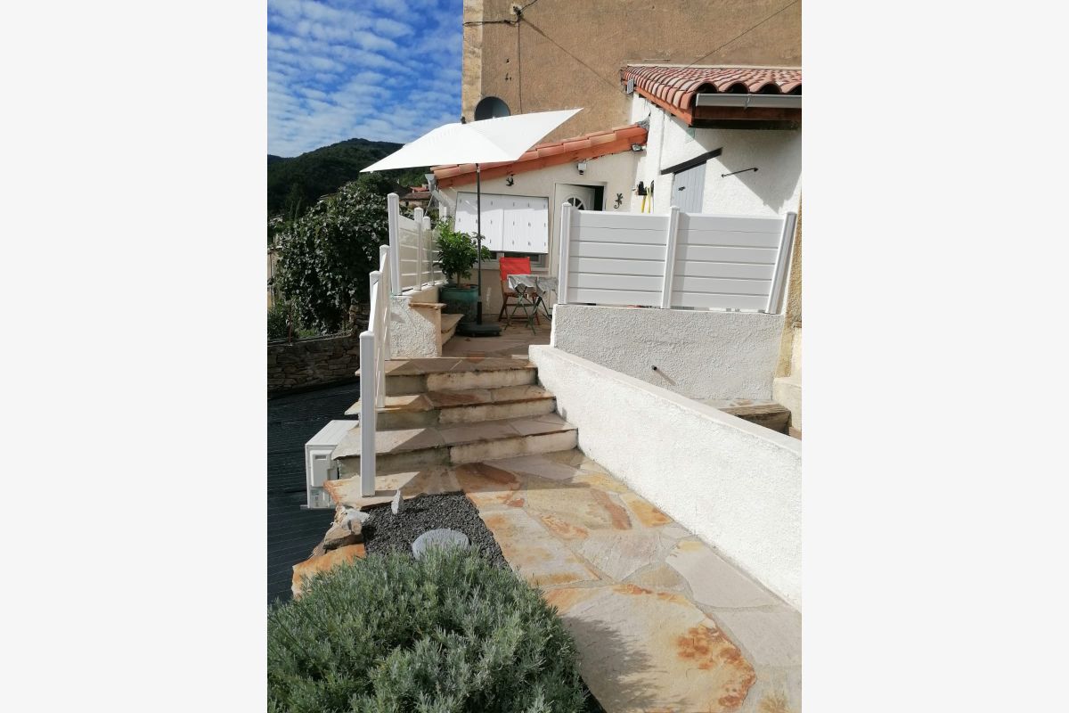 Photo 1 Vends appartement 70 m2 avec jardin 190 m2 VUE MAGNIFIQUE