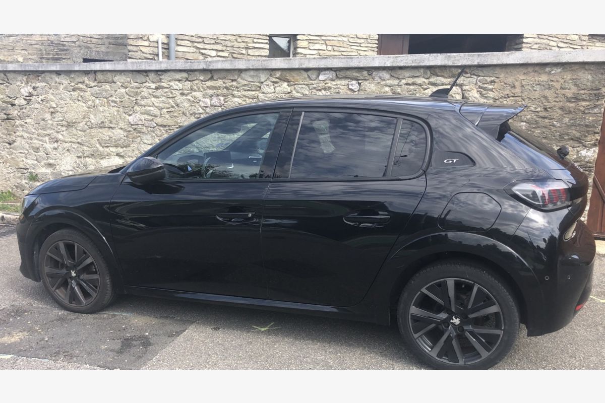 Photo 1 208 GT