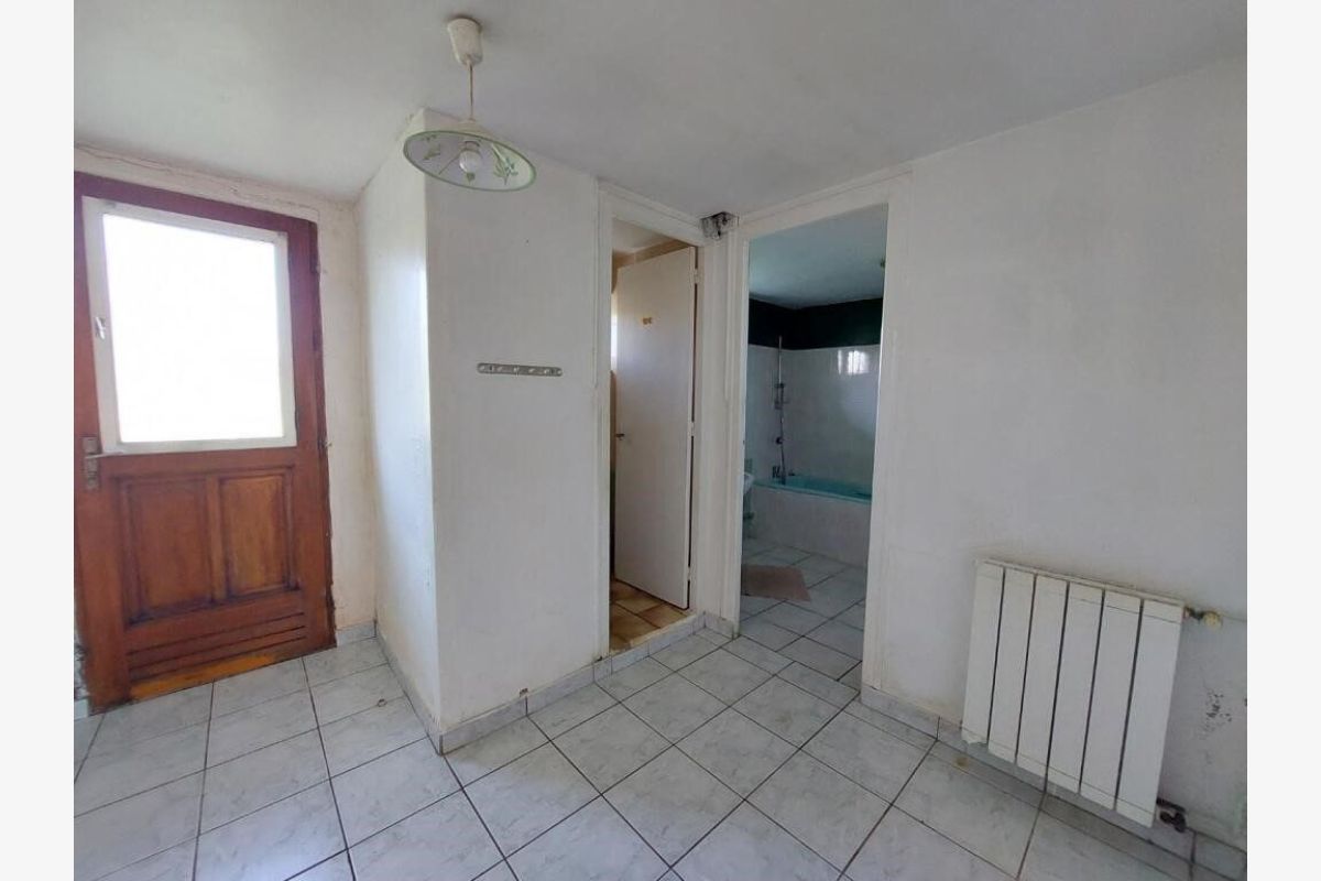 Maison avec 2 hectares et dépendances - 30257304_6.jpg