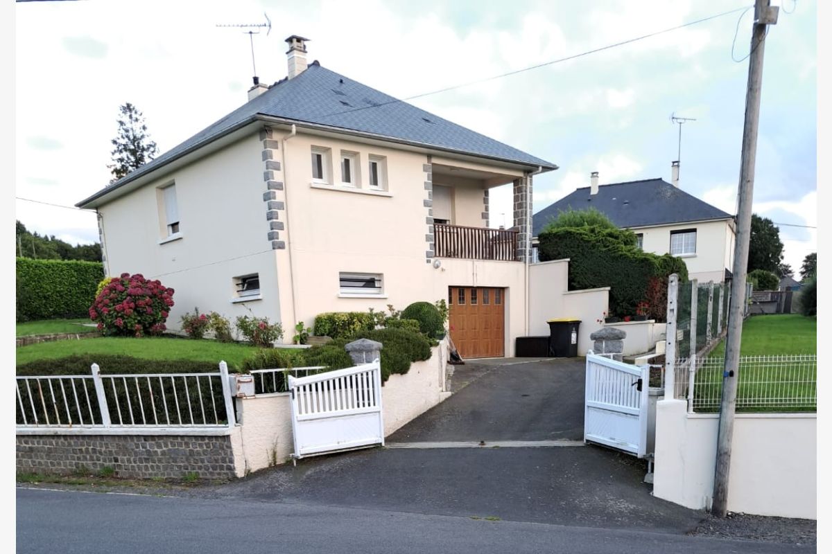 Photo 1 A louer maison 100 m2