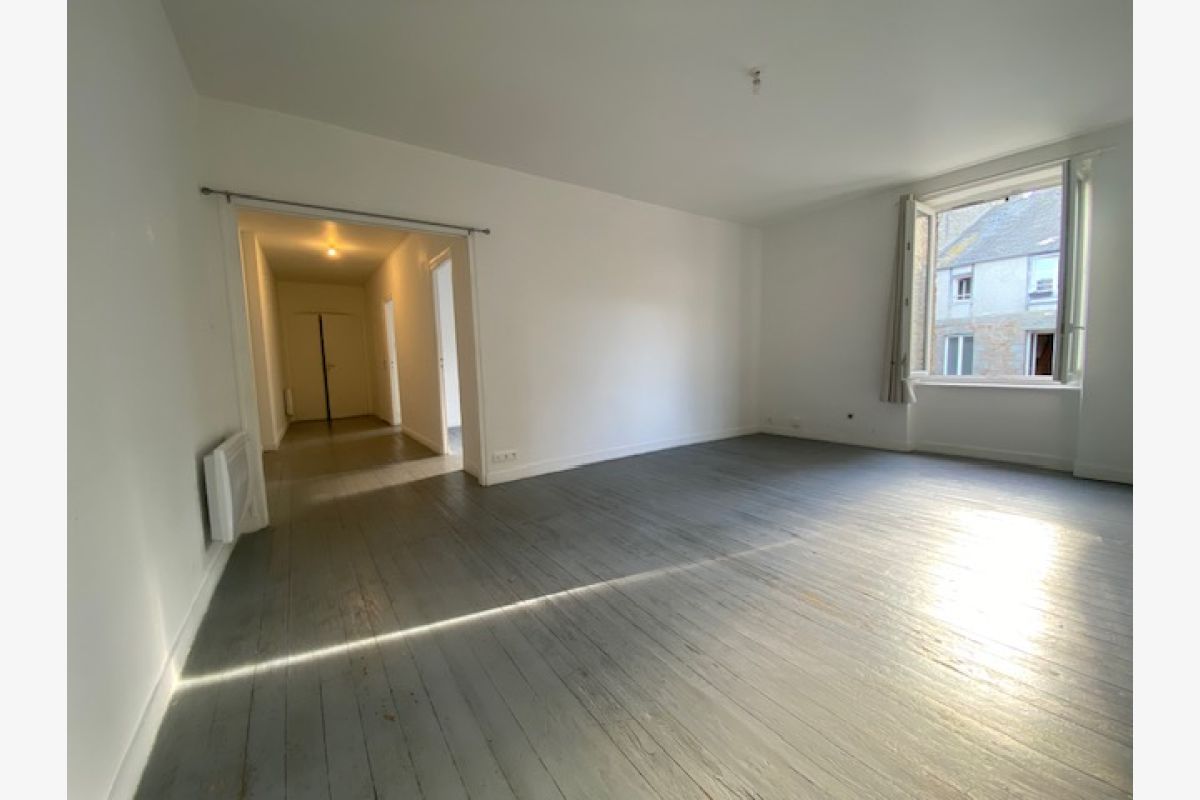 Photo 1 Appartement F3 centre Avranches