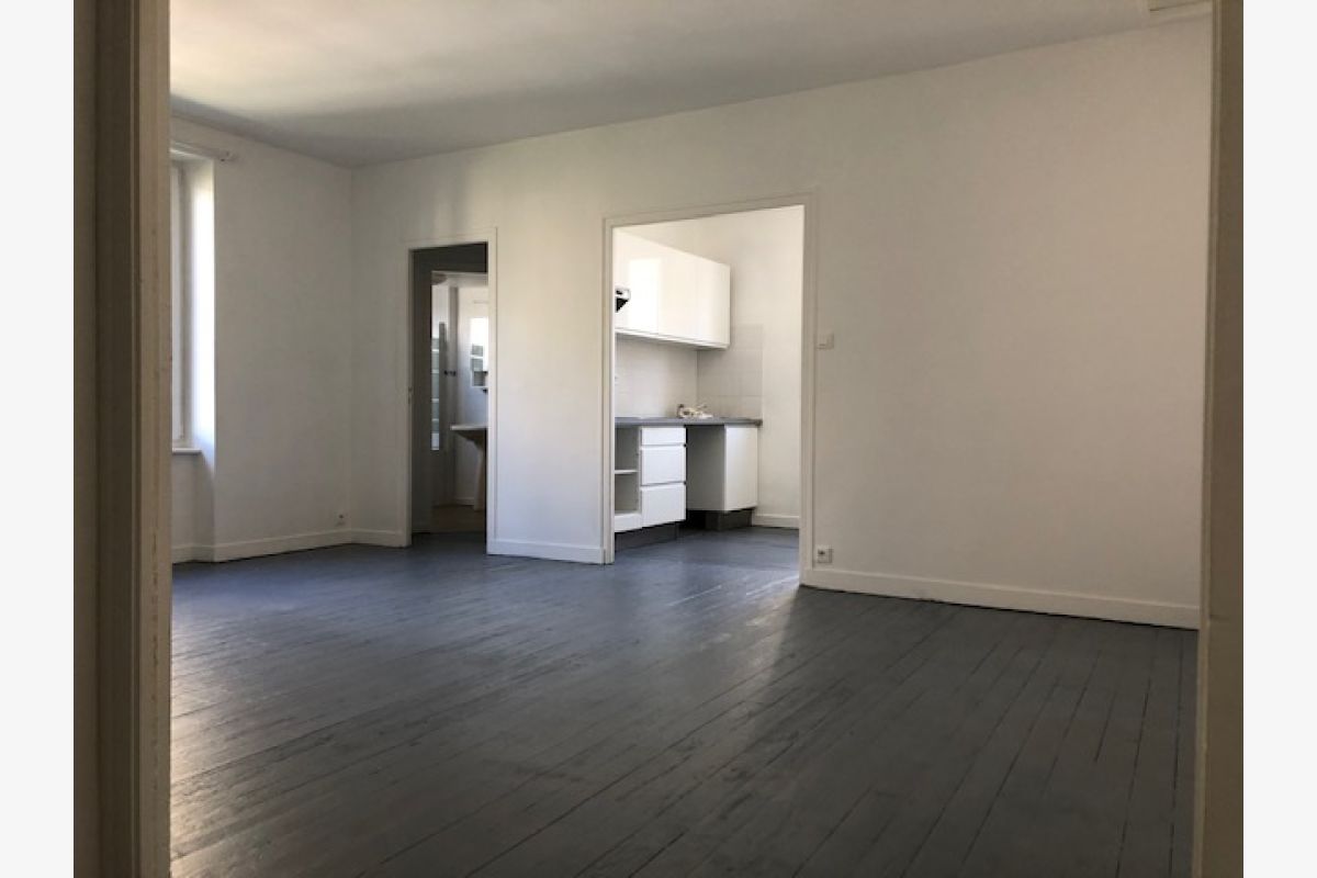 Appartement F3 centre Avranches - 30257465_8a17cdf2dec3f24d72e359c3ff759d5c.jpg