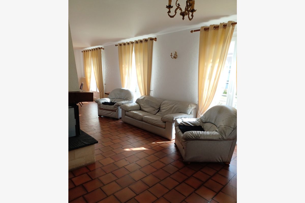 Bayeux, vends maison lumineuse... - 30257548_25d0770beb611a09d6e951a4848bd25f.jpg