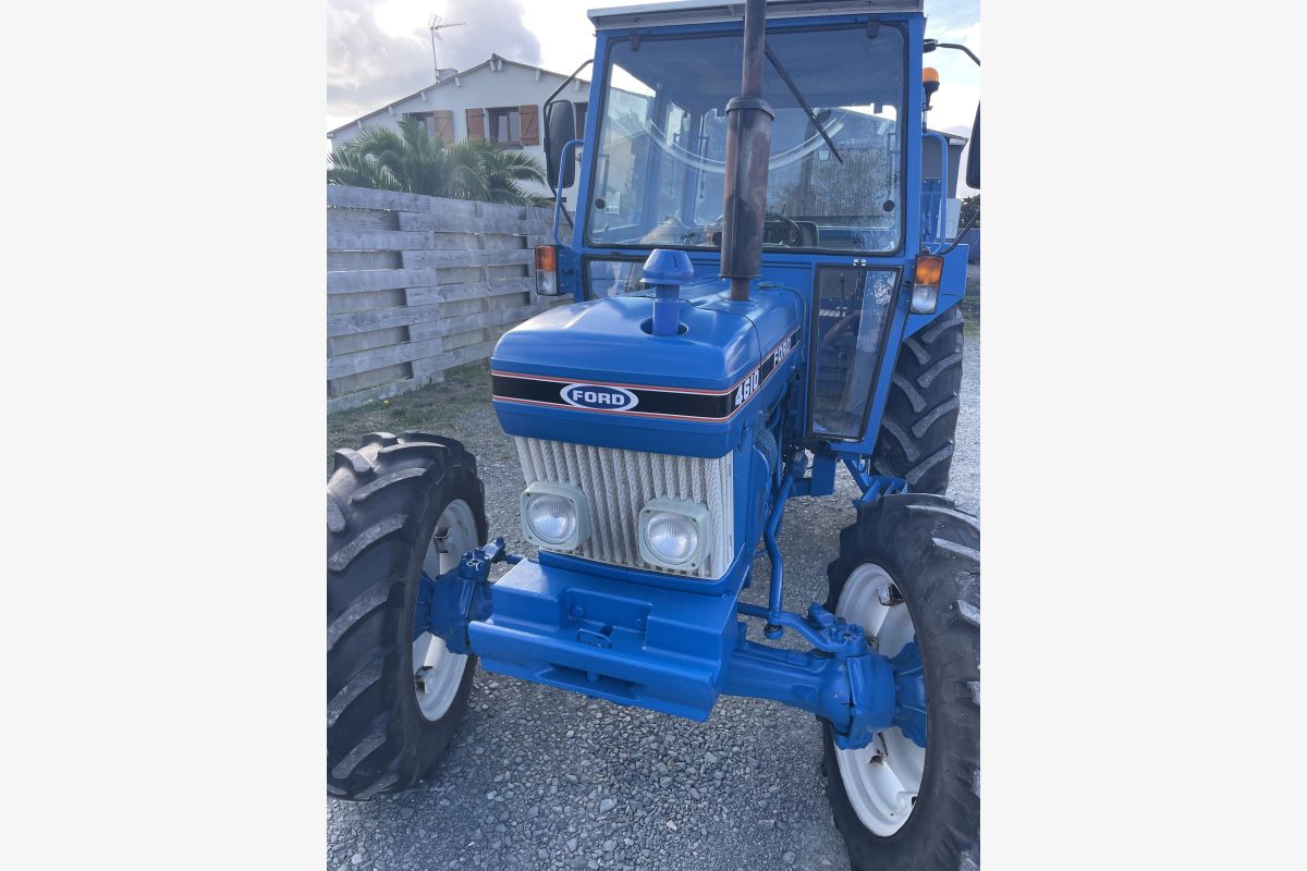 Tracteur FORD 4610 - 30257812_3676037b205a96b997110fdb1fd00613.jpg