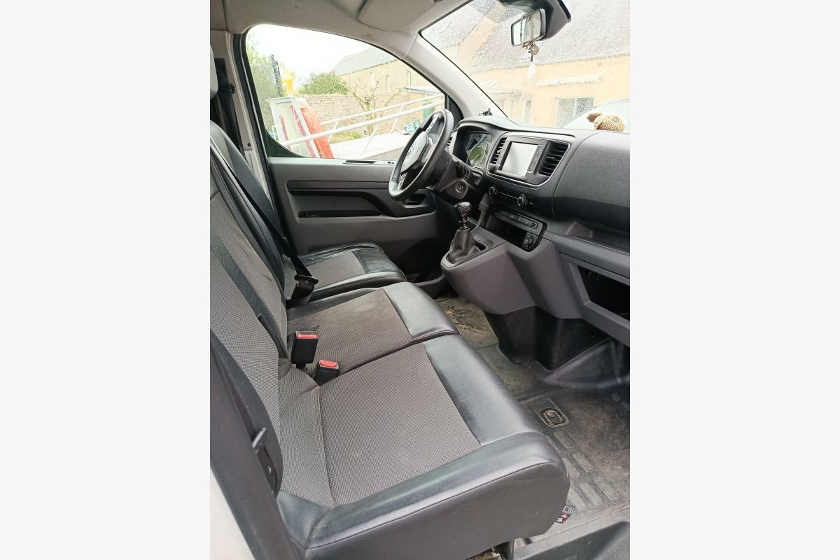 Toyota Proace - 30258300_551e6c2bc66deef2a81f361abd304fca.jpg