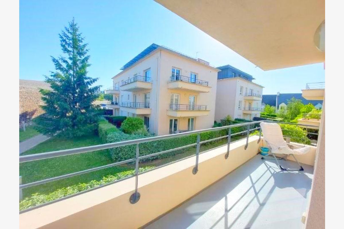 Appartement avec ascenseur et balcon - 30258341_2.jpg