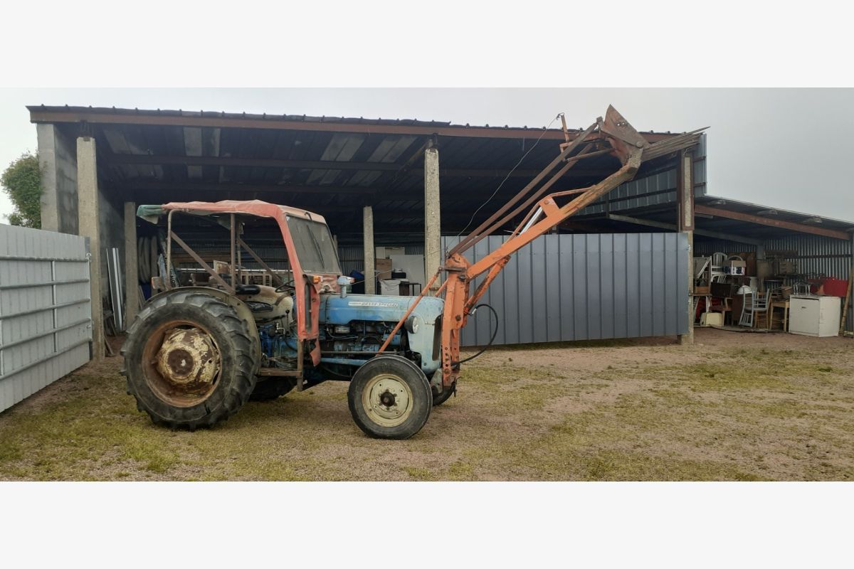 Photo 1 Tracteur