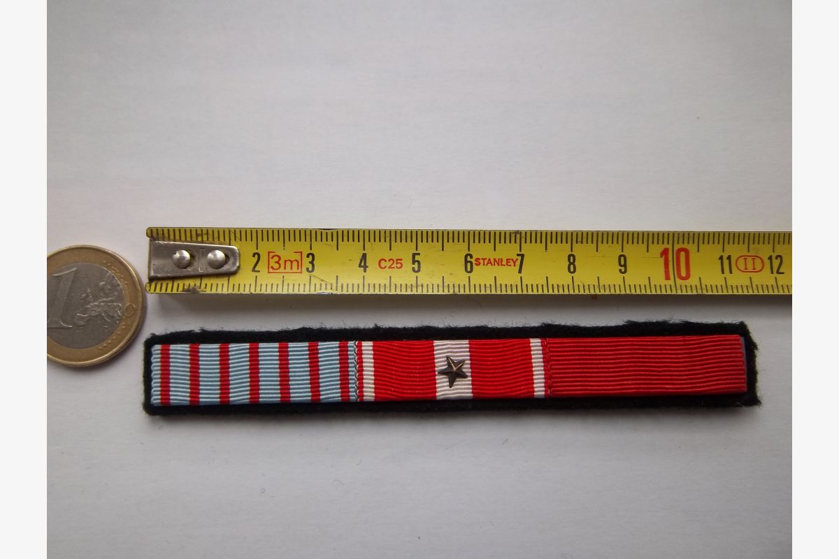 Photo 1 barrette décoration militaire insigne collection vintage