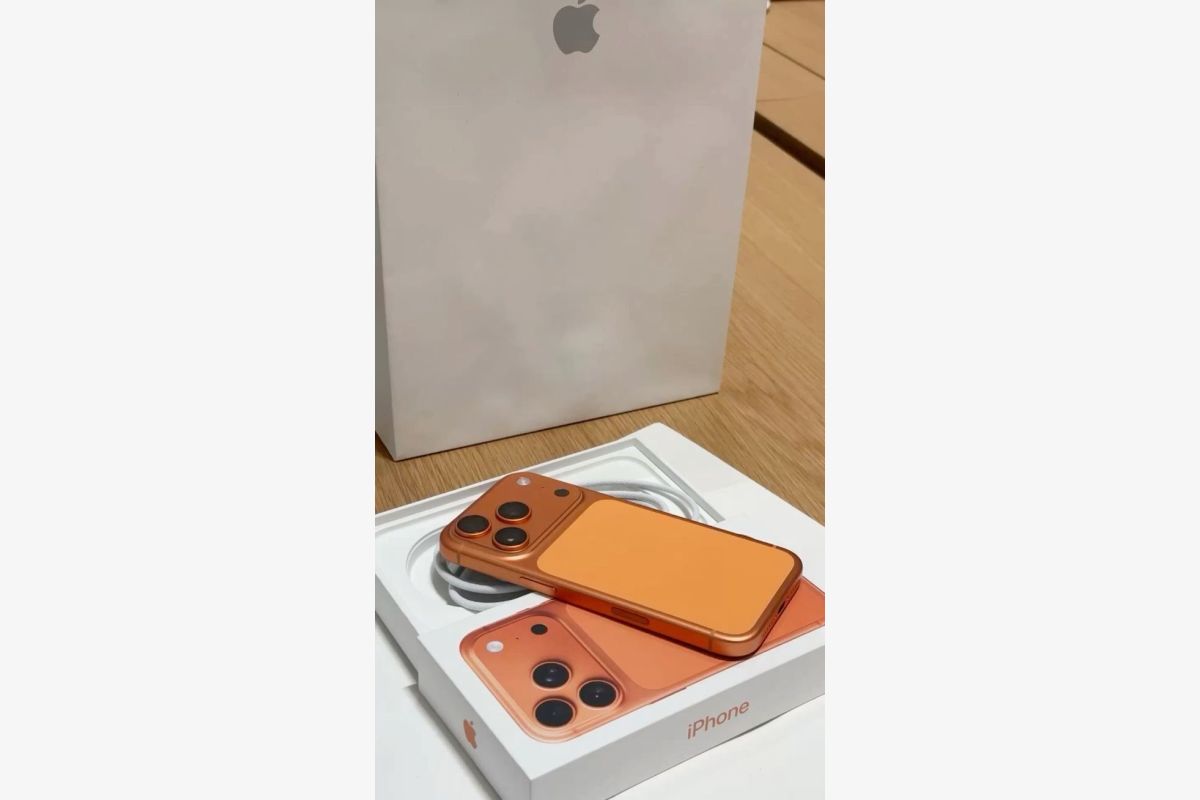 Photo 1 Iphone 17 pro max 