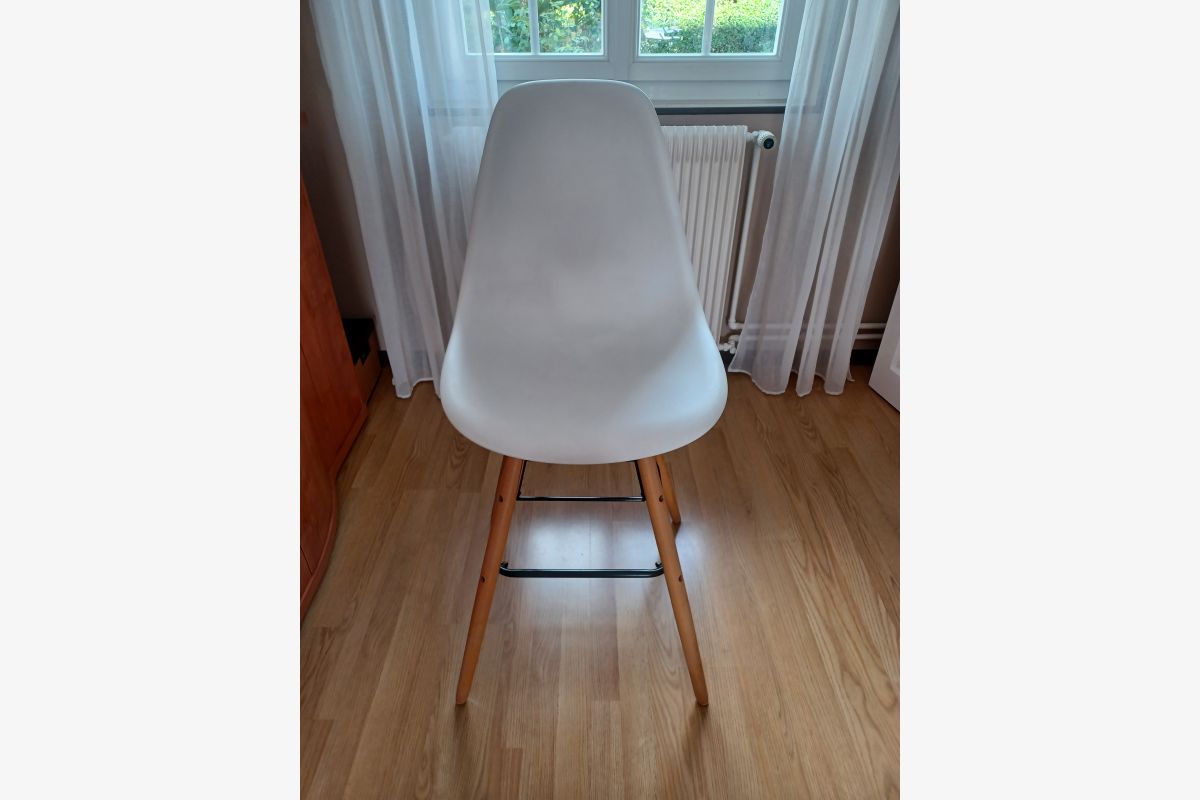 Photo 1 CHAISE HAUTE BLANCHE