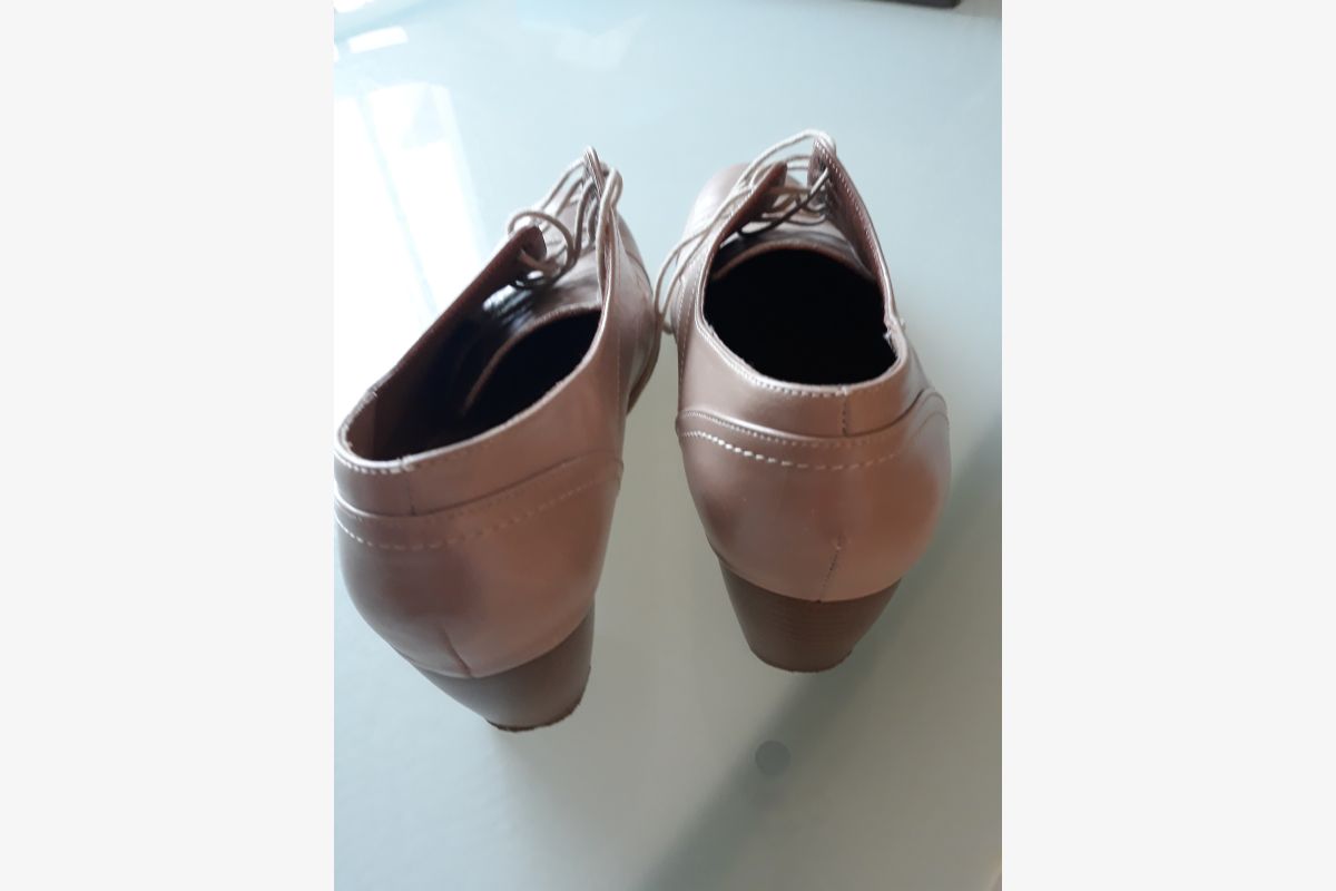 Chaussures P : 40 neuves - 30258764_1affce968ab4d16973c45c9b8985c3d6.jpg